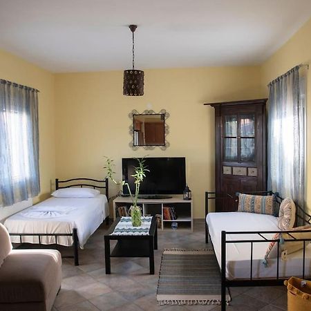 Μάνια Apartment ปีตาโกเรโย ภายนอก รูปภาพ